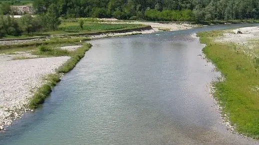 Trichiana, 10 luglio 2005, il greto del fiume Piave sul lato est del ponte di San Felice