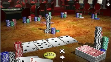 Un tavolo di poker on line