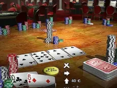 Un tavolo di poker on line