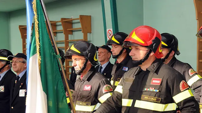 Festa di Sata Barbara, patrona dei Vigili del fuoco. La messa officiata dal vescovo