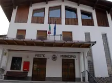 Il municipio di San Tomaso Agordino