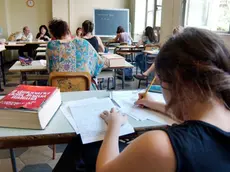 18/06/03 SCUOLA LICEO SCIENTIFICO RIGHI ESAMI DI MATURITA' PROVA SCRITTA DI ITALIANO .