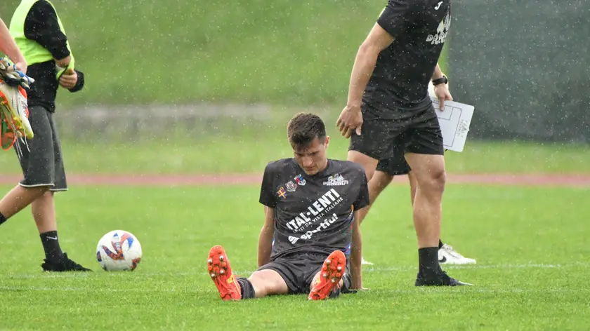 La delusione di Francesco Toniolo a fine gara (Foto Beppe De Zanet)