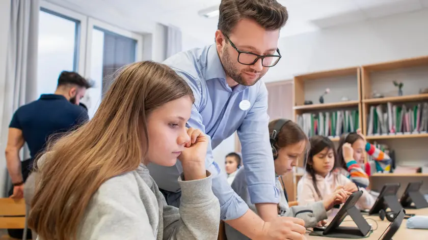 Lezione alle superiori: nel Bellunese mancano docenti