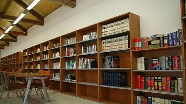 La biblioteca Iulm alle ex scuderie napoleoniche