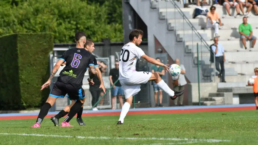 Capitan Simone Corbanese