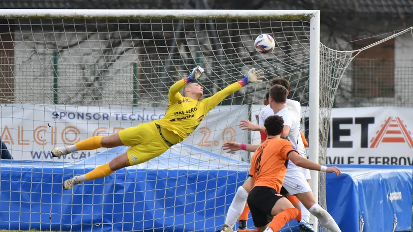 Il miracolo di Julius Virvilas sullo 0-0 (Foto di Beppe De Zanet)