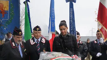 omaggio ai carabinieri caduti sul vajont