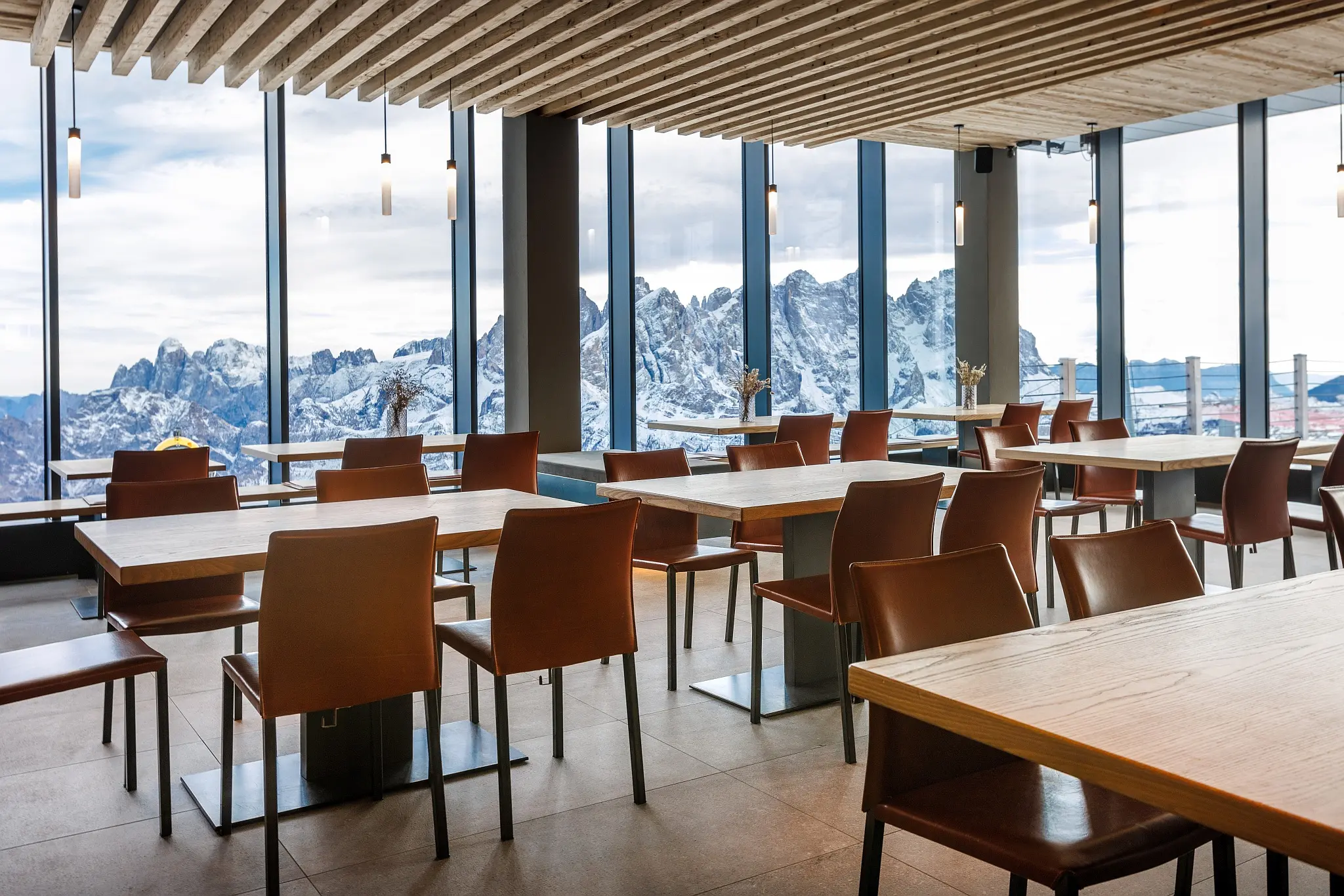 InAlto, il nuovo ristorante di Alfio Ghezzi nella ski area San Pellegrino