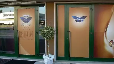 La vetrina della boutique Life Passion