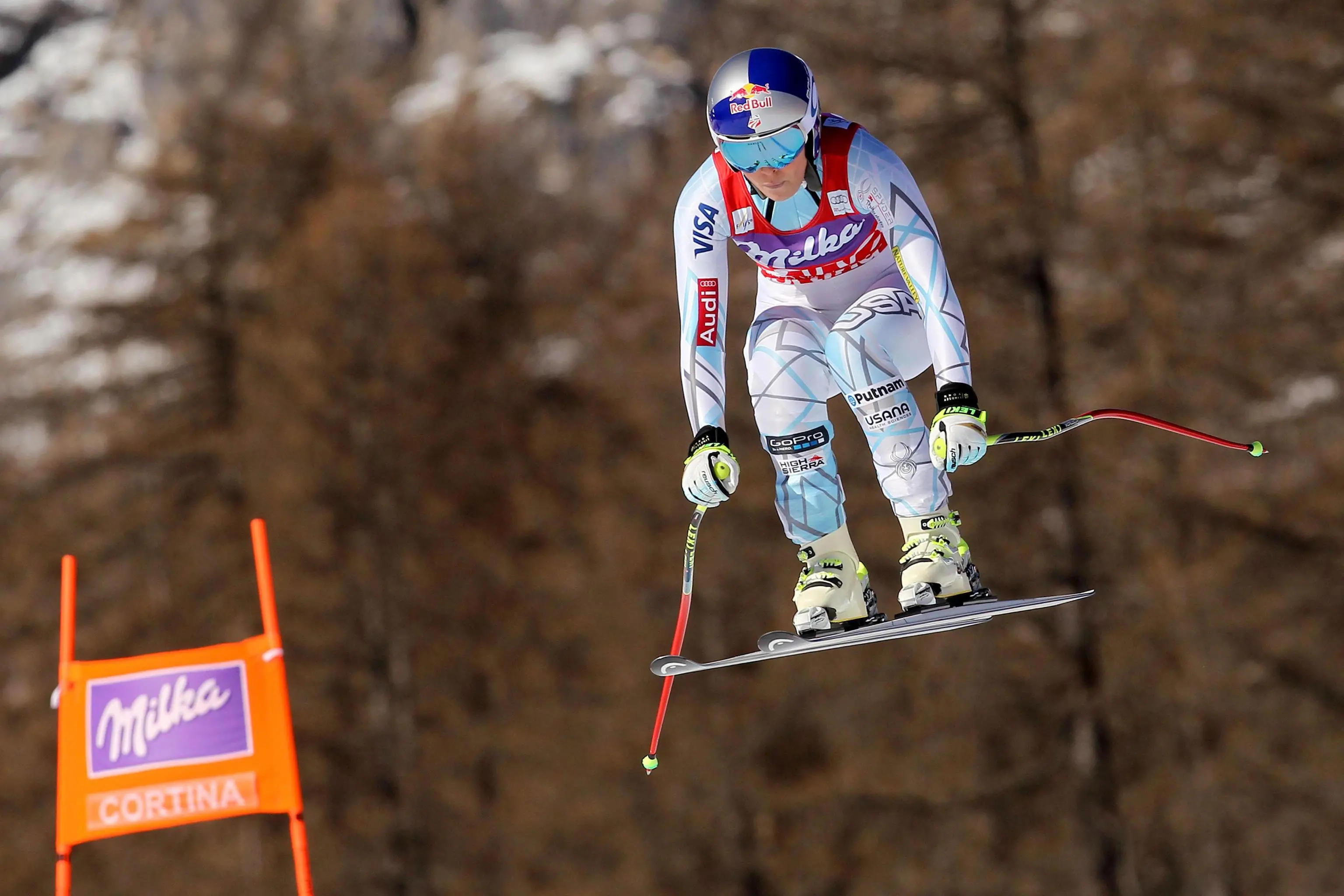 Lindsey Vonn of the USA speeds down the slope during the Women's Downhill race at the FIS Alpine Skiing World Cup in Cortina d'Ampezzo, Italy, 23 January 2016. ANSA/ANDREA SOLERO