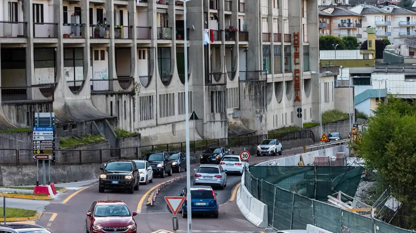 Auto in coda sull'Alemagna a Longarone
