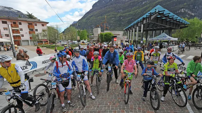 pedalando sul vajont