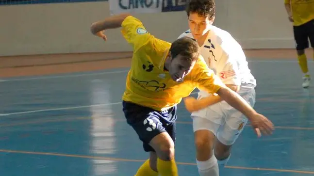 Belluno, 22 settembre 2007. Prima partita della stagione 2007-2008 di Calcio a 5. La Canottieri Belluno supera per 3-1 un mai domo Aosta