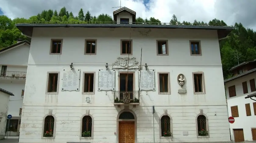 Il Municipio di Forno di Zoldo