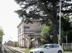 DeWolanski Levada incidente auto contro treno passaggio a livello vicino stazione