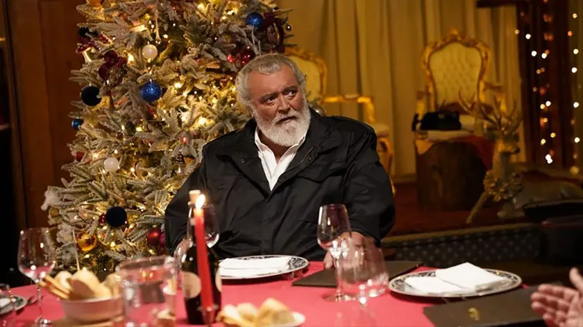 Una scena di Improvvisamente Natale con Diego Abatantuono