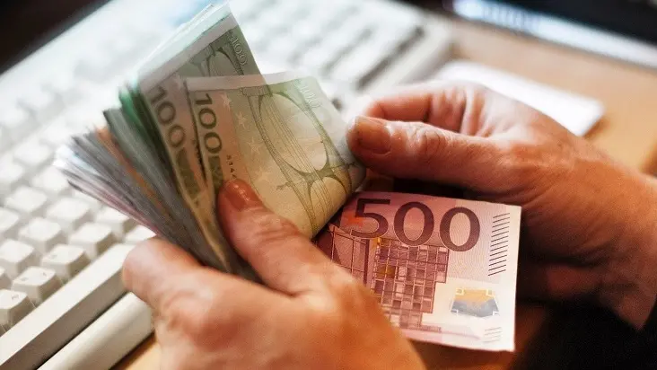 Person counting cash
