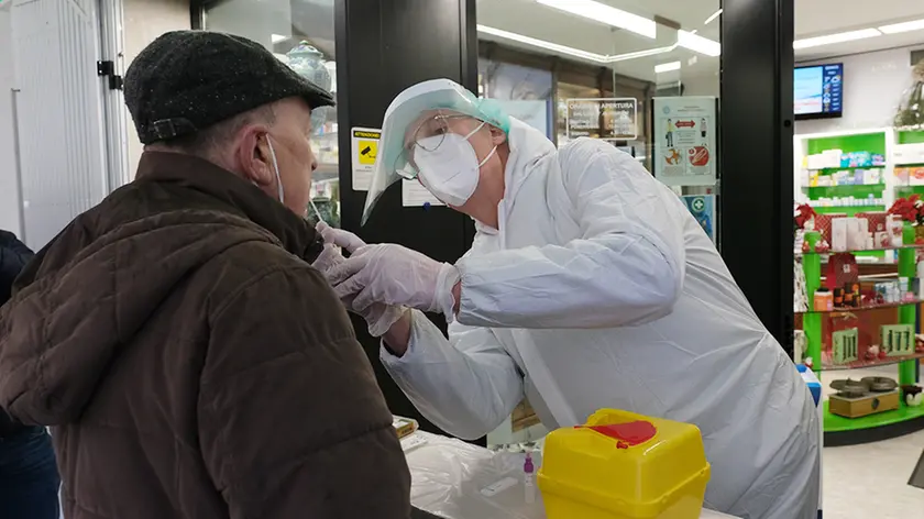 TOME' - FOTOPIRAN - VIGONZA - TAMPONI IN FARMACIA DOTT. GIACOMAZZI PIONCA