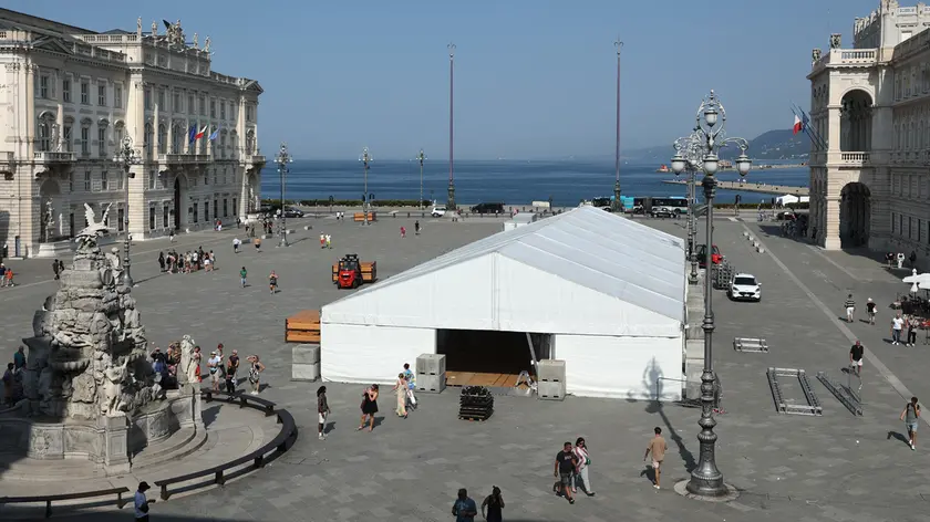 La Link arena in Piazza Unità. foto Lasorte