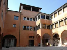 Palazzo Crepadona dove ha sede la biblioteca civica