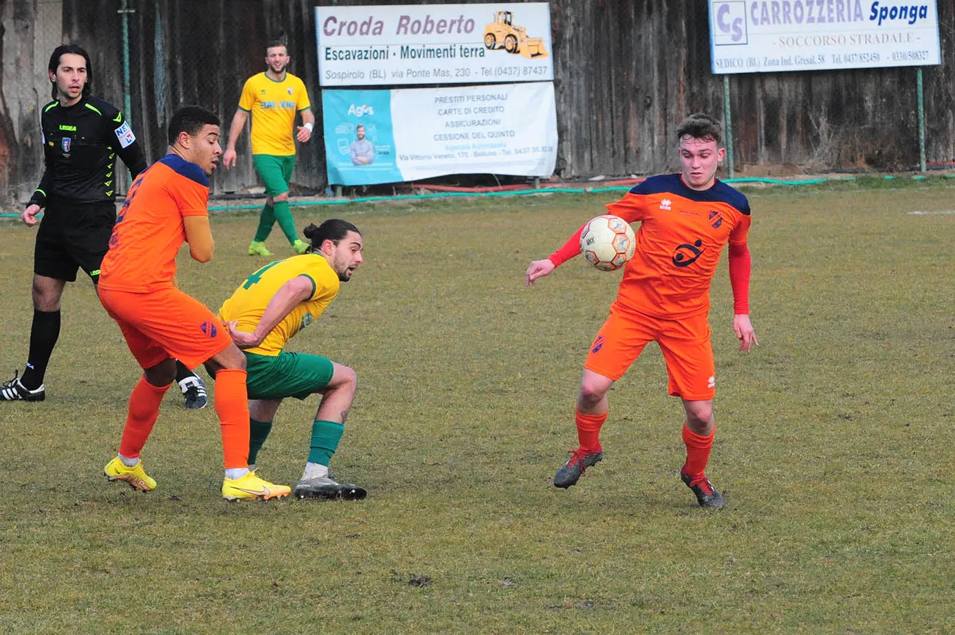 L'Alpago non sfonda in casa di un orgoglioso Fiori Barp. Finisce 1-1 il derby bellunese di Promozione