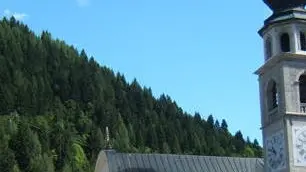 Il centro di Canale d'Agordo, paese di papa Luciani Il centro di Canale con la chiesa