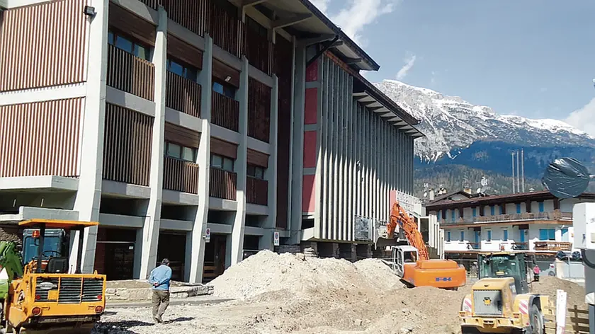 La bonifica bellica eseguita in largo Poste a Cortina nel 2016 in vista dei lavori del parcheggio