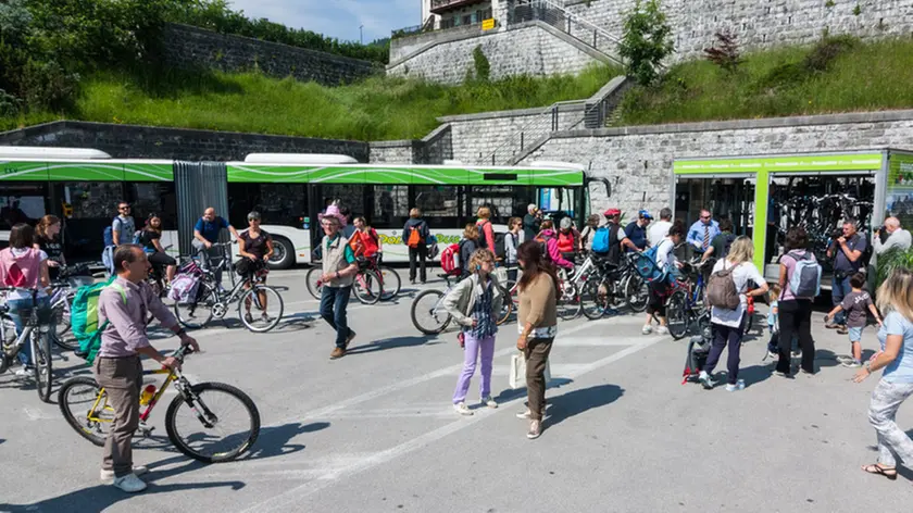 stefano da rin puppel - perona - calalzo di cadore - arrivo del primo treno abilitato al trasporto biciclette