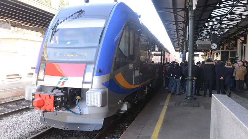 gian paolo perona- perona- belluno- arriva il nuovo treno swing