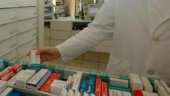 Belluno, 27aprile 2006. farmaciaTorna a febbraio il Banco farmaceutico