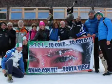 Virginia De Martin con i suoi tifosi a Dobbiaco