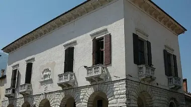 Il comune di Feltre ha i conti in rosso, preoccupa il bilancio 2011