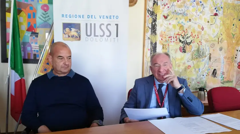 Da sinistra l'ingegner Stefano Lazzari e il commissario dell'Ulss 1 Dolomiti, Giuseppe Dal Ben