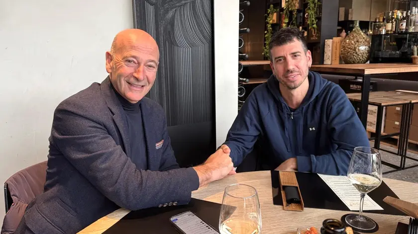 Il presidente Sandro Da Rold con il nuovo allenatore Marco Marzola