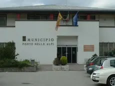 Il municipio di Ponte nelle Alpi