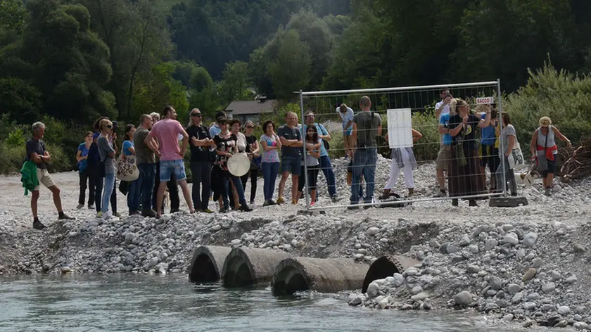 GIAN PAOLO PERONA- perona- belluno- manifestazione levego