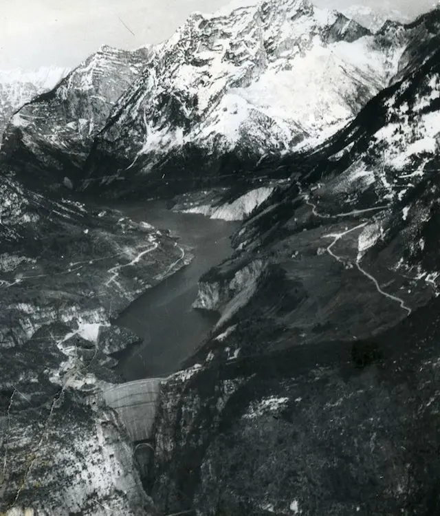 La valle del Vajont prima della frana (foto Zanfron)