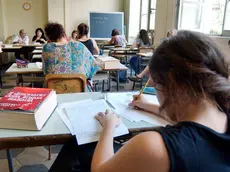 18/06/03 SCUOLA LICEO SCIENTIFICO RIGHI ESAMI DI MATURITA' PROVA SCRITTA DI ITALIANO .