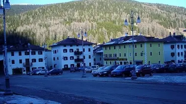 Piazza San Luca a Padola dove è avvenuto l’incidente mortale