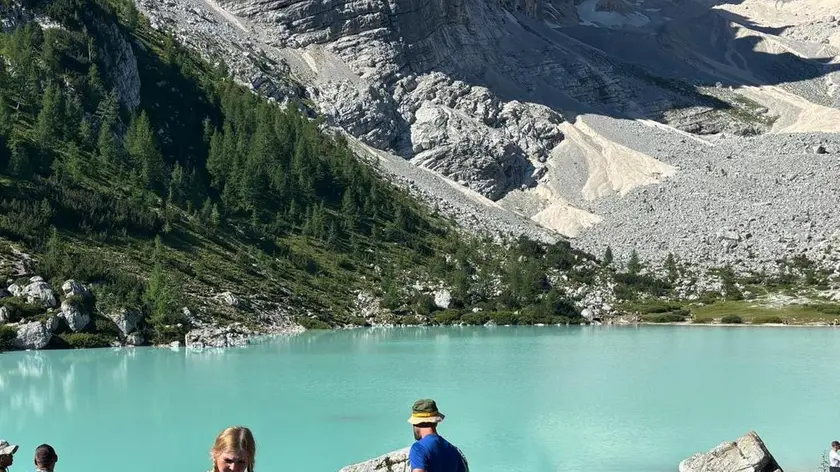 Il lago del Sorapiss in una normale giornata estiva