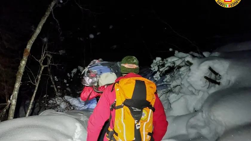 L'intervento in notturna del Soccorso alpino