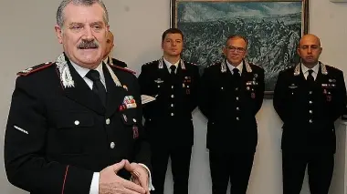 In primo piano il generale Sabino Cavaliere