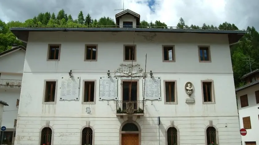 Il Municipio di Forno di Zoldo