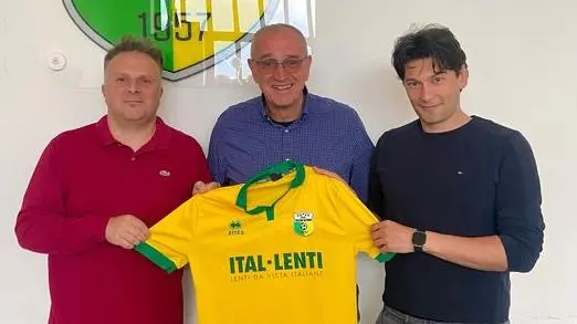 Il ds Moreno Della Vecchia, il presidente Pino Fagherazzi e il mister Luca Monti