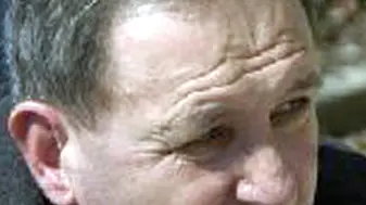 Don Francesco Cassol, di Longarone (Belluno), in una recente foto, trovato ucciso oggi 22 agosto 2010 nelle campagne della Murgia. Il sacerdote era da circa 10 anni alla guida spirituale della comunita' di Longarone, la cui parrocchia si trova nella frazione di Fortogna. Secondo le prime informazioni, i Goum sono gruppi di fedeli laici che durante i periodi di vacanza svolgono settimane di cammino, preghiera e digiuno all'aria aperta, accompagnati da sacerdoti. Don Francesco aveva guidato altre volte altri raid come questo.. LUCA TURI/DC - Il parroco di Longarone don Francesco Cassol, vittima di una tragica fatalita'