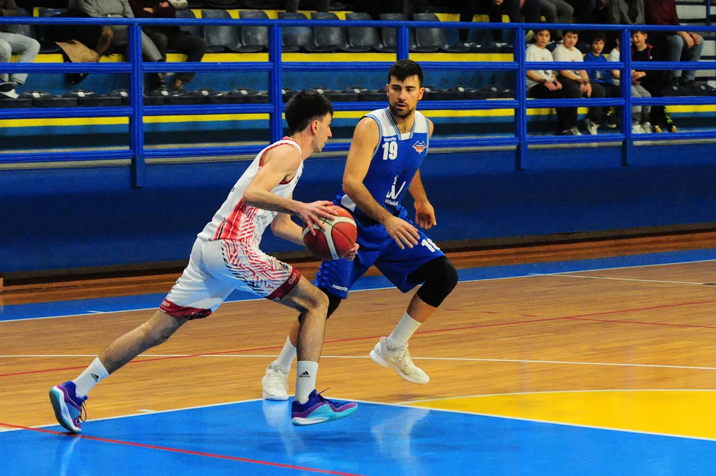 Rivincita dopo la gara di andata. Il Feltre Joint and Welding ha vinto il derby in casa del Valbelluna Veneta 21.