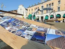 Il tavolo della architettura in piazza dei Martiri