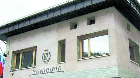 Il municipio di Canale d'Agordo