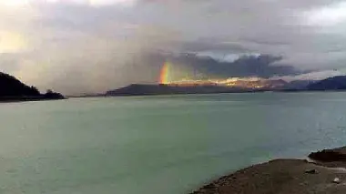 Una veduta “inquietante” del lago di Santa Croce
